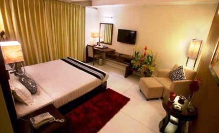 גורגאון The Grand Hotel Bizzotel מראה חיצוני תמונה